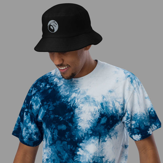 Ausgefranster Bucket hat „Ant“