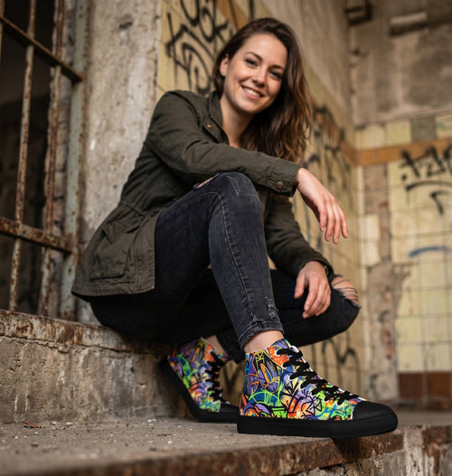"Graffitie Sheet Women"  High Top Canvas